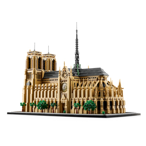 Lego Notre-Dame de Paris 21061